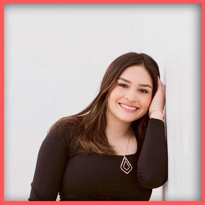 Photo portrait of Rashel Barragan